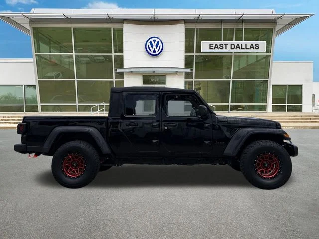 Used 2023 Black Jeep Sport S image 2