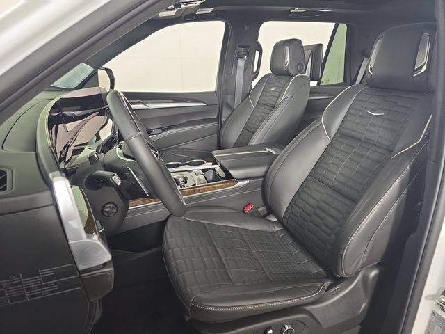 Used 2025 Crystal White Tricoat Cadillac Sport Platinum image 24