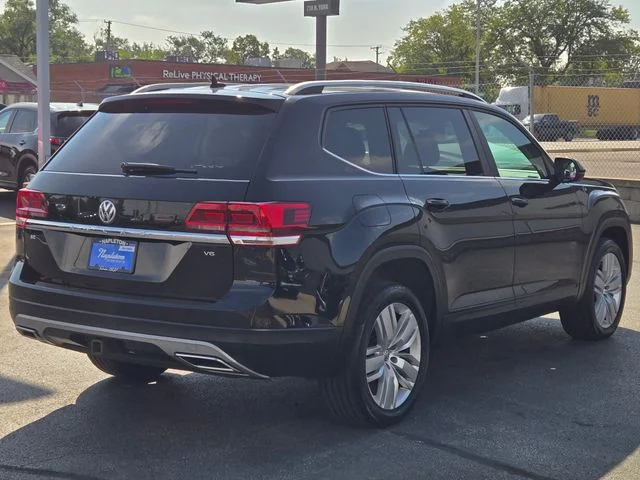Used 2019 Black Volkswagen 3.6L V6 SE image 11