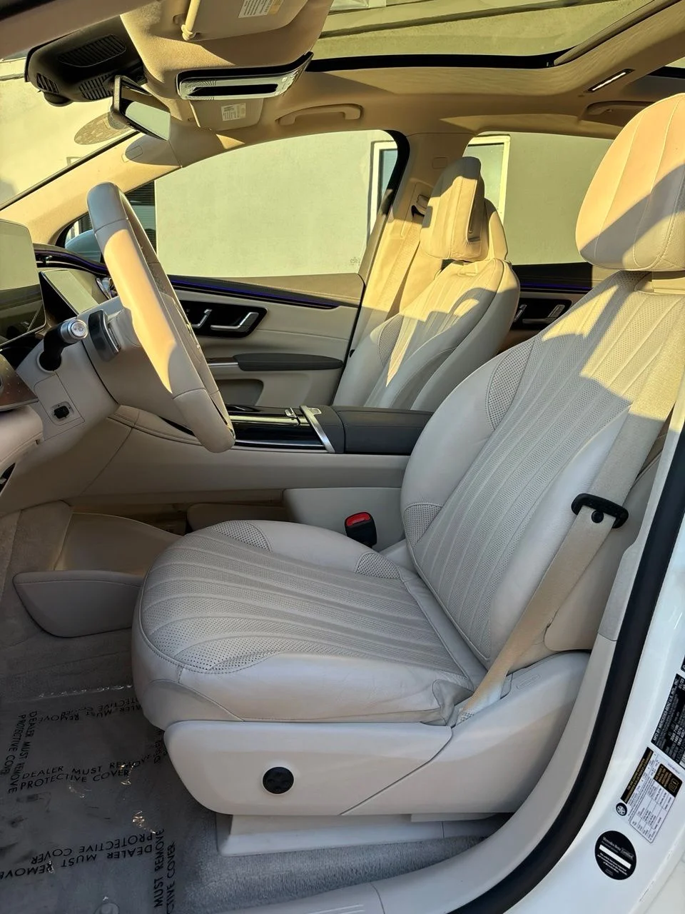 Certified Used 2023 White Mercedes-Benz 450 Sport Utility Premium Trim image 8