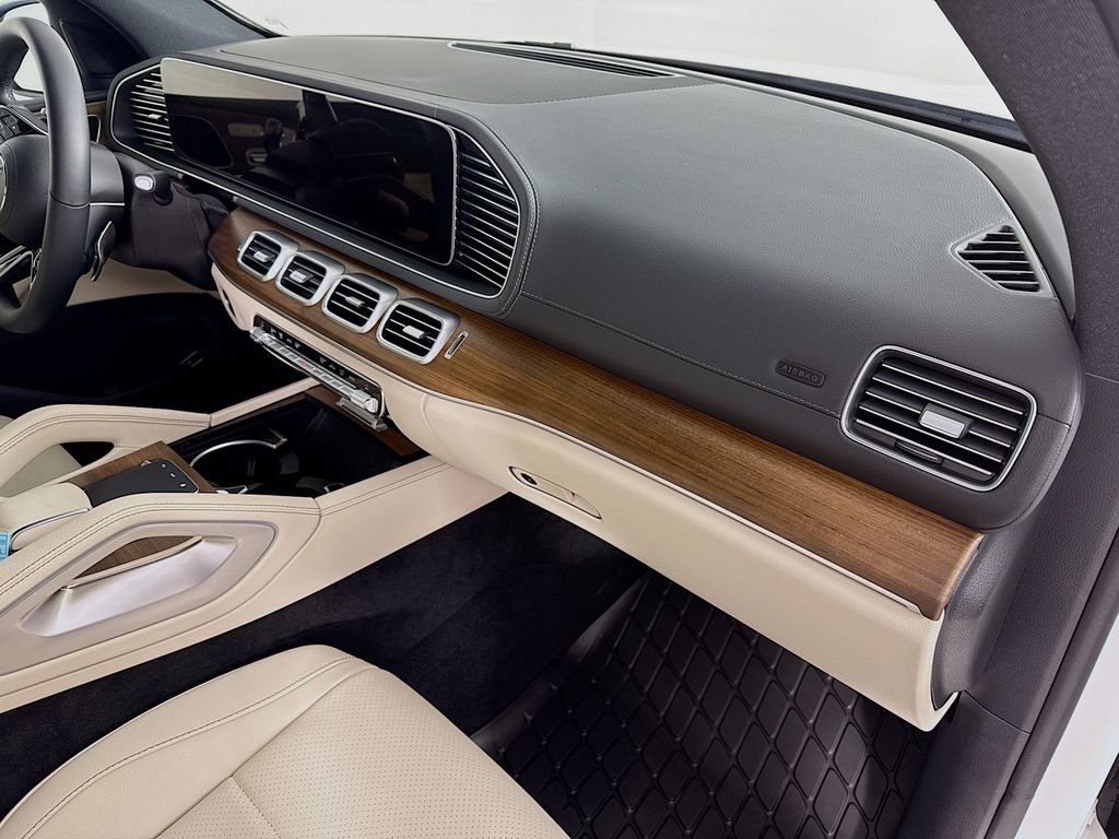 Used 2026 White Mercedes-Benz GLE 350 image 29