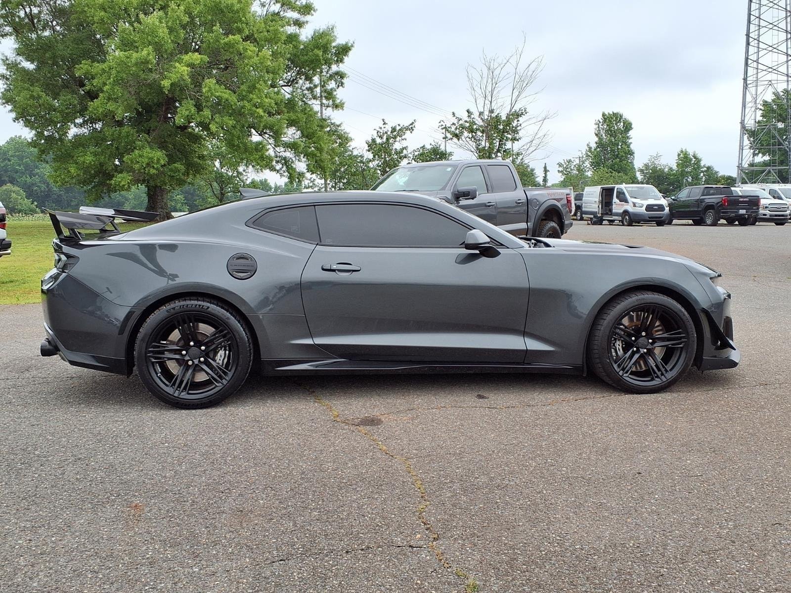 Used 2017 Nightfall Gray Metallic Chevrolet ZL1 image 10