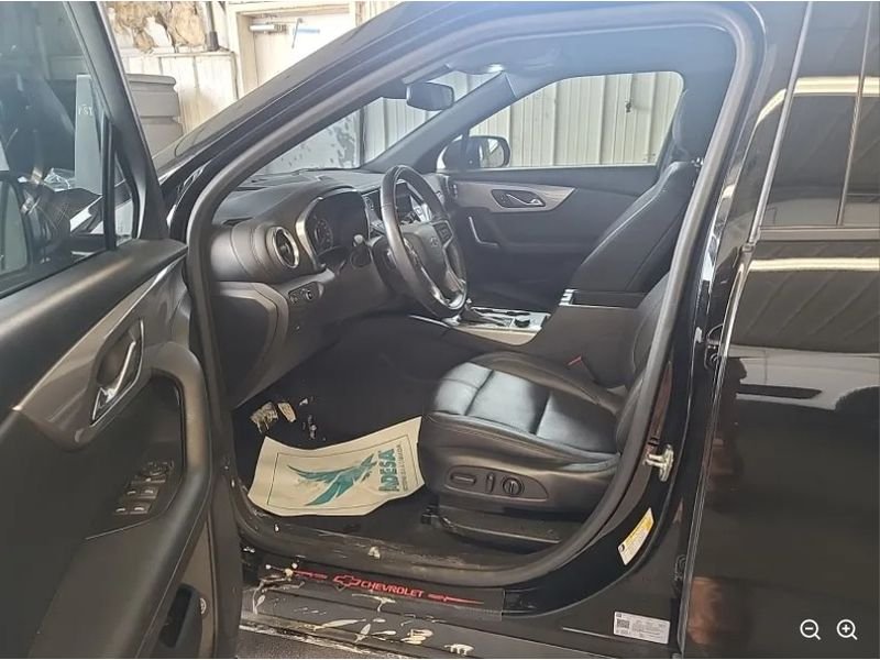 Used 2022 Black Chevrolet LT image 6