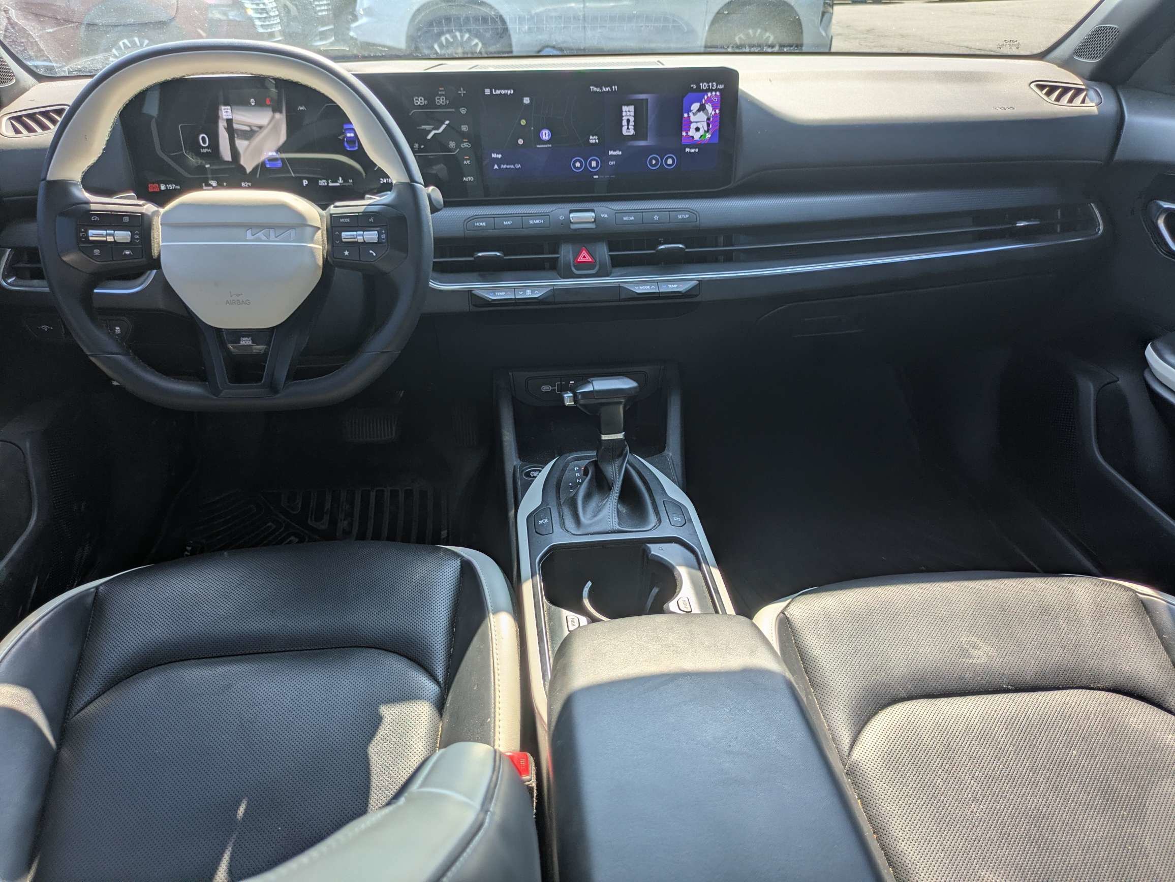 Used 2025 White Kia GT-Line image 10