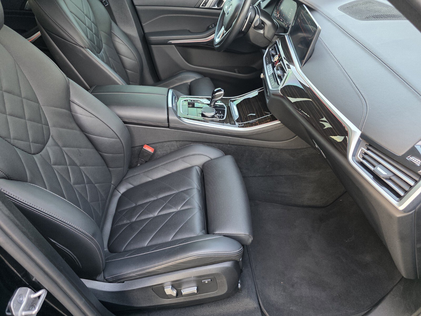 Used 2023 Jet Black BMW xDrive40i image 3