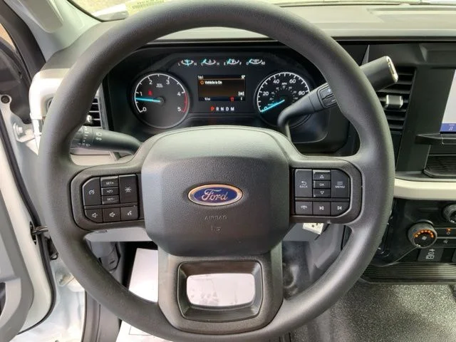 2025 Ford F-550 Super Duty Chassis Cab XL - Photo 14