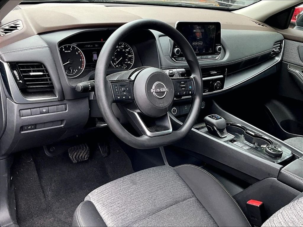 Used 2022 Black Nissan SV image 8
