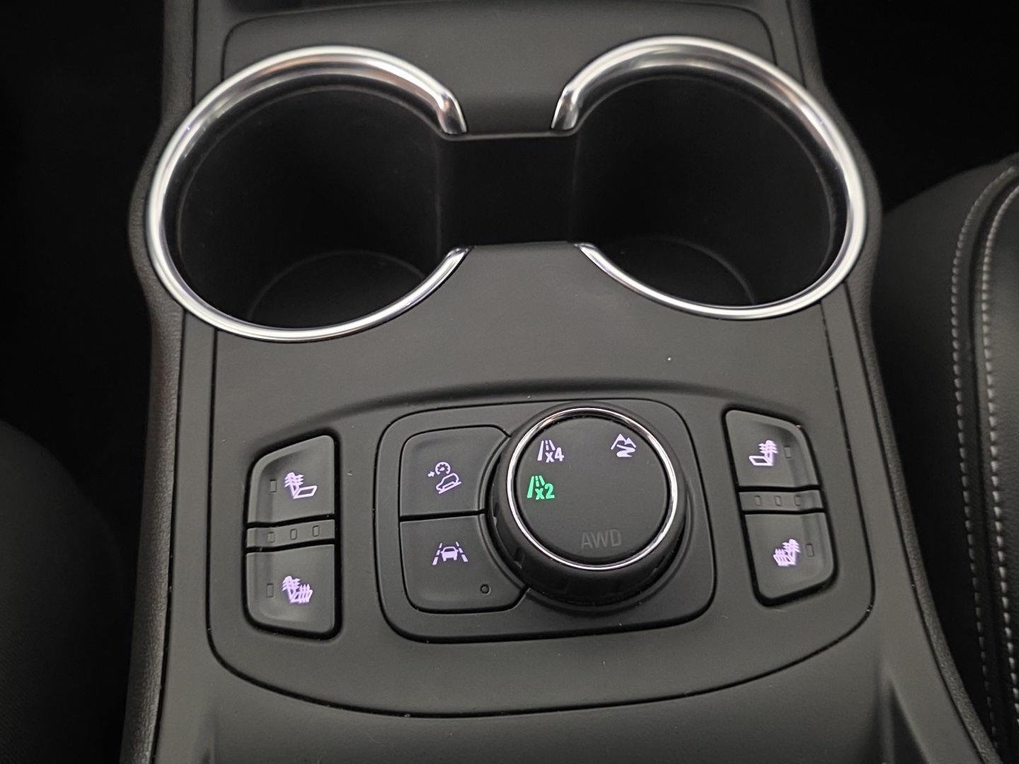 Used 2024 Downpour Metallic GMC SLT image 17