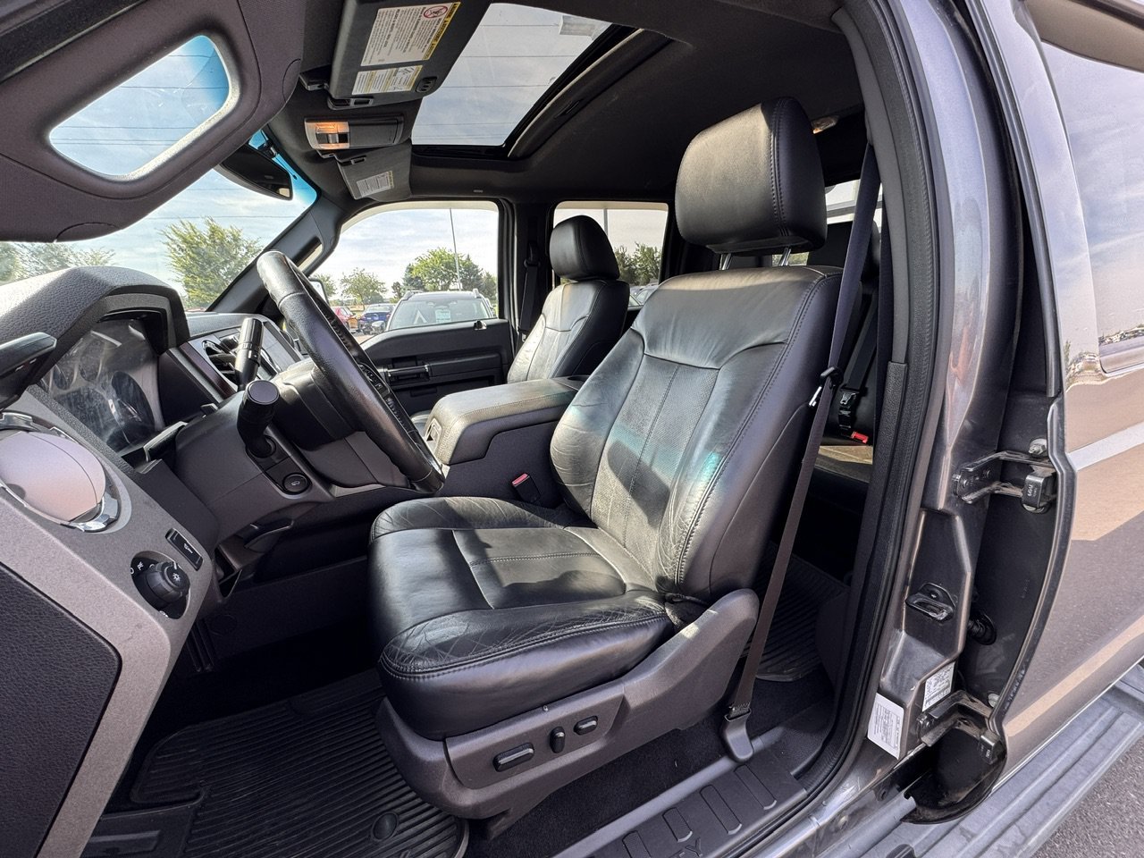 Used 2011 Gray Ford  image 13