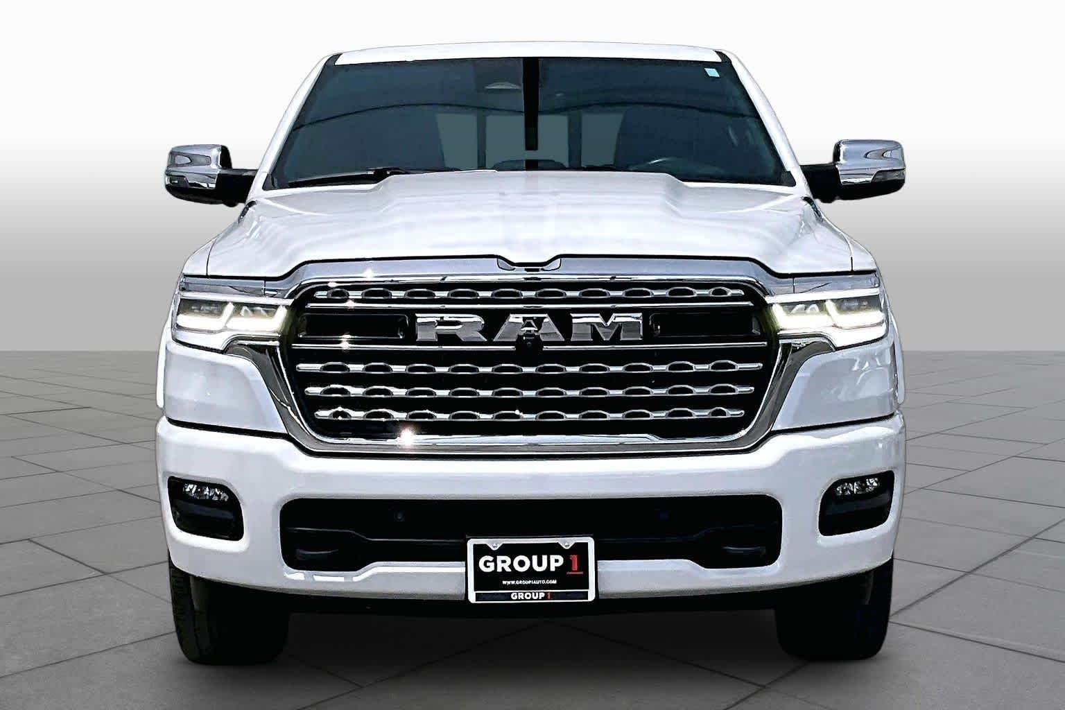 Used 2025 Ivory White Tri-Coat Pearlcoat Ram Limited image 4
