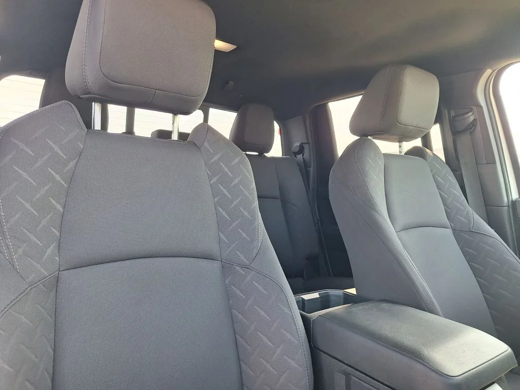 Used 2025 White Toyota SR5 image 27