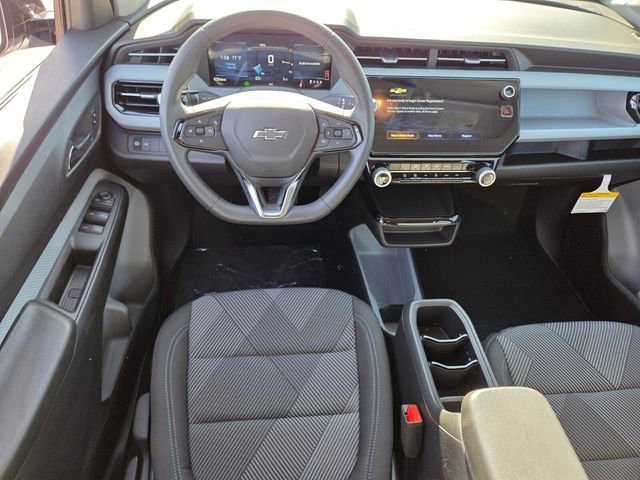 New 2027 Summit White Chevrolet LT image 8