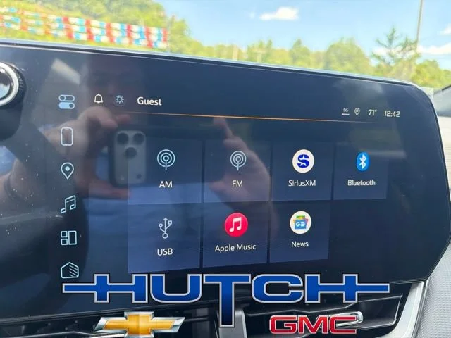 2027 Chevrolet Equinox LT - Photo 34