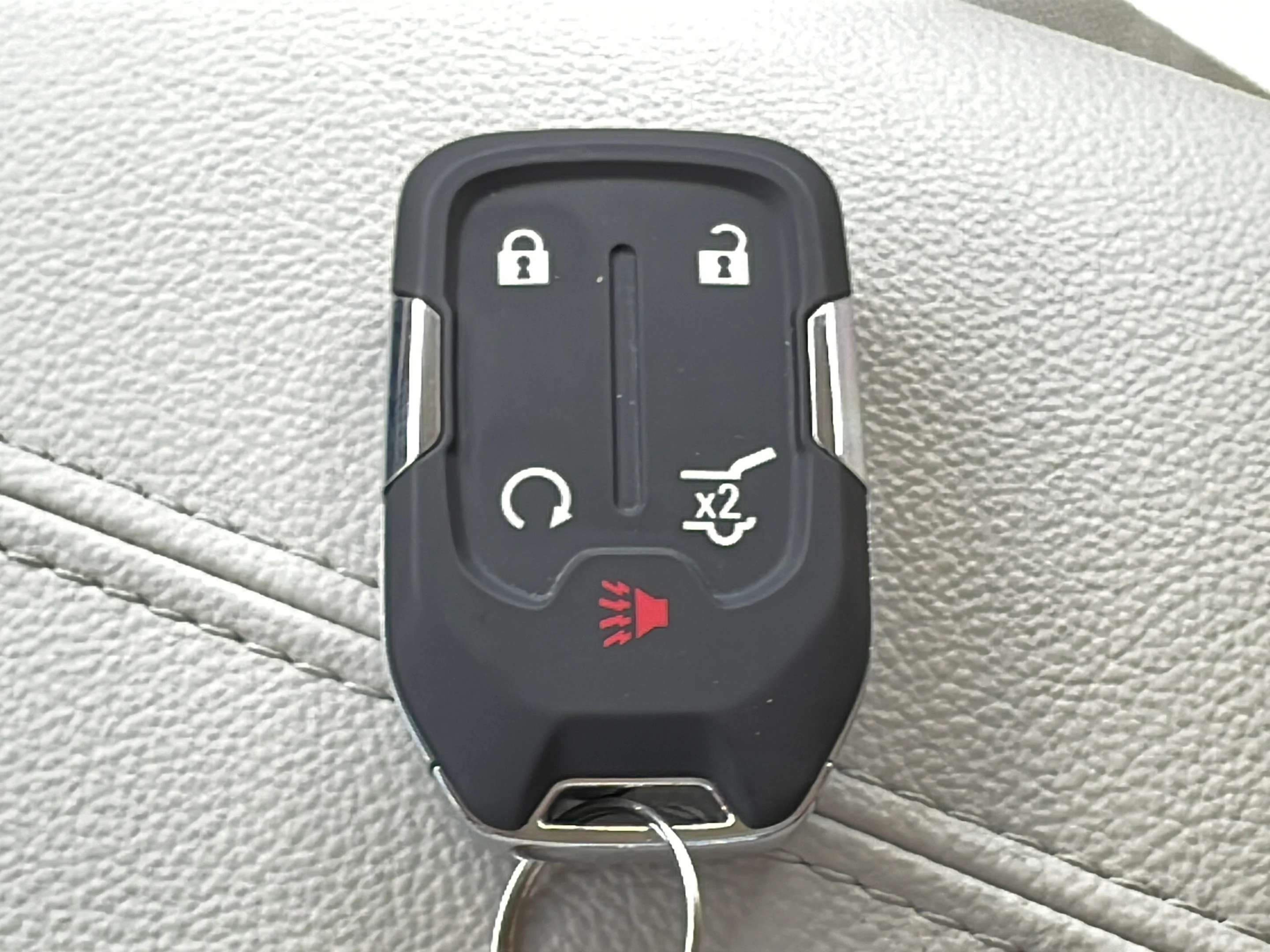 Used 2024 Downpour Metallic GMC Denali image 28