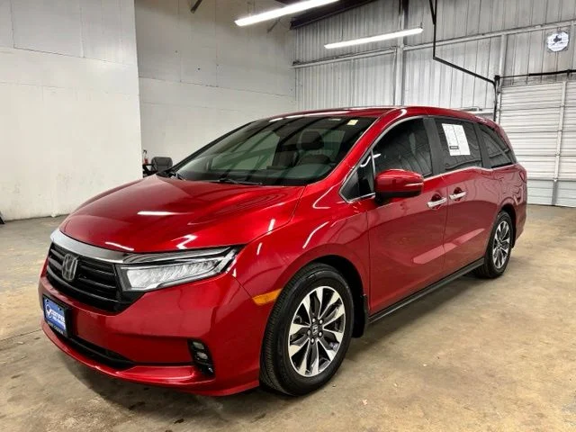 Used 2024 Red Honda EX-L image 3