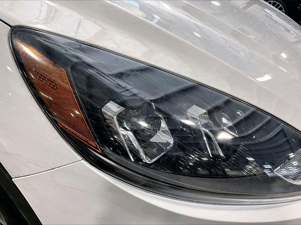 Used 2022 White Ford SEL image 34