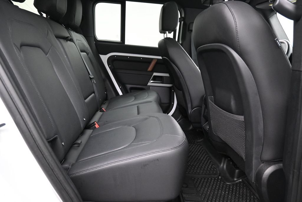 Used 2024 Fuji White Land Rover S image 21
