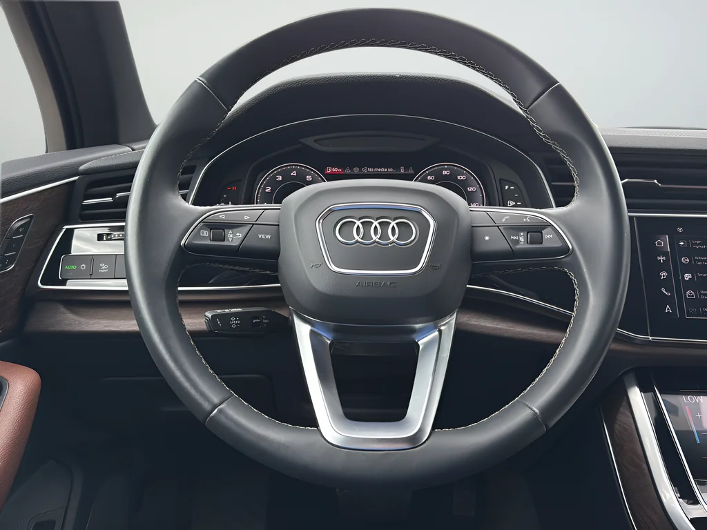 Used 2025 Black Audi 55 Premium image 22