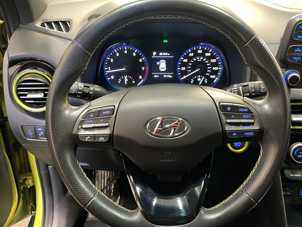 Used 2018 Green Hyundai Limited image 35