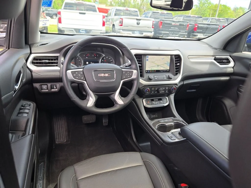 Used 2023 Blue GMC SLT image 21