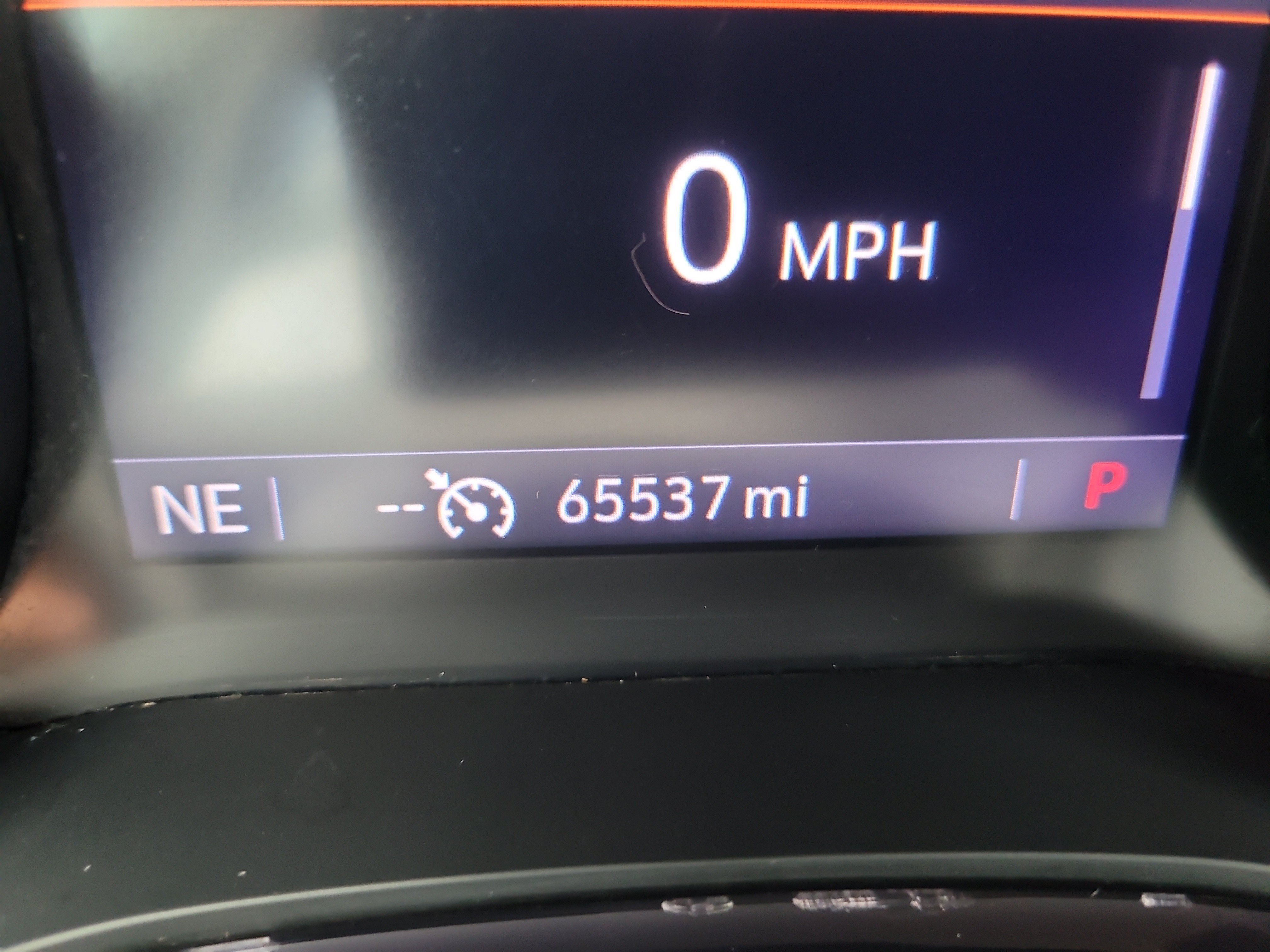 Used 2020 Ebony Twilight Metallic Buick Essence image 30