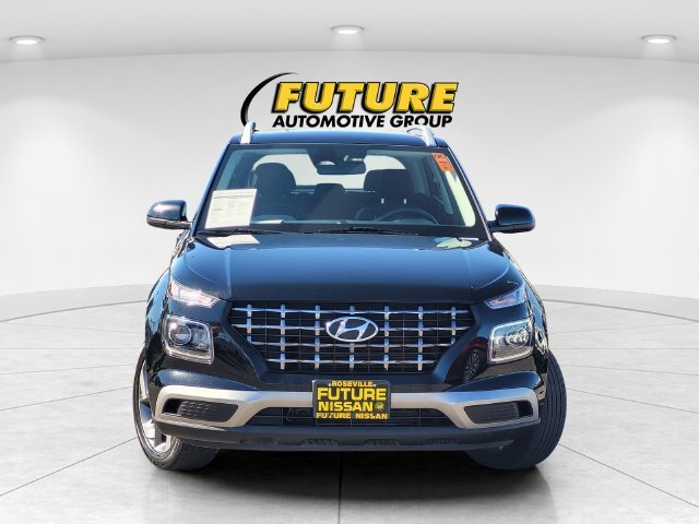 Certified Used 2025 Black Hyundai SEL image 2