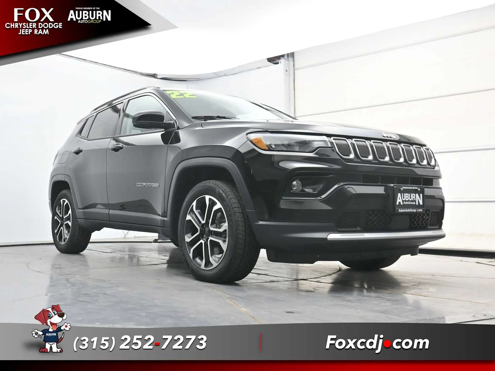 Used 2022 Diamond Black Crystal Pearlcoat Jeep Limited image 18