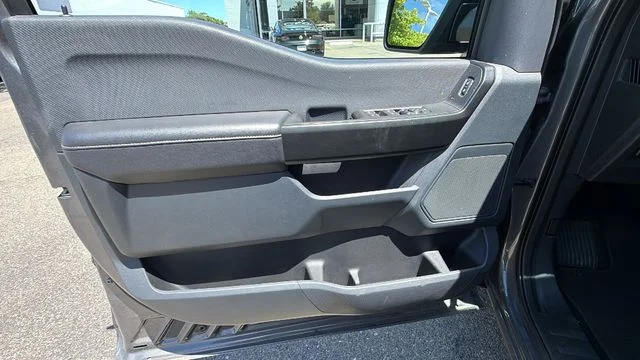 Used 2025 Gray Ford STX image 18
