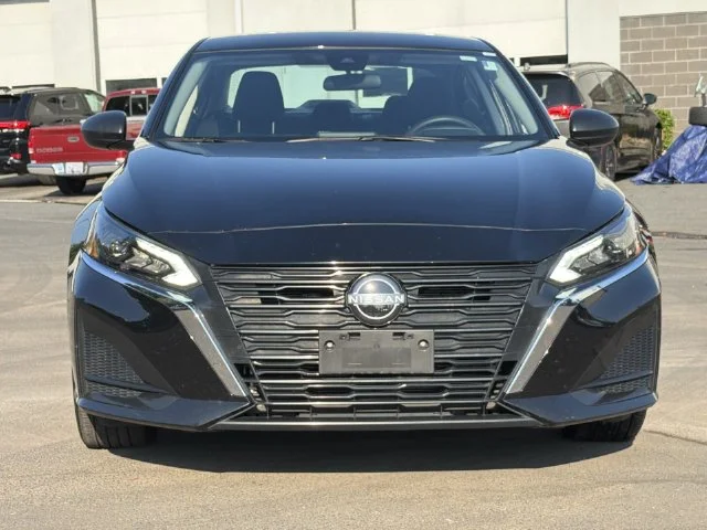 Used 2025 Black Nissan 2.5 SV image 15