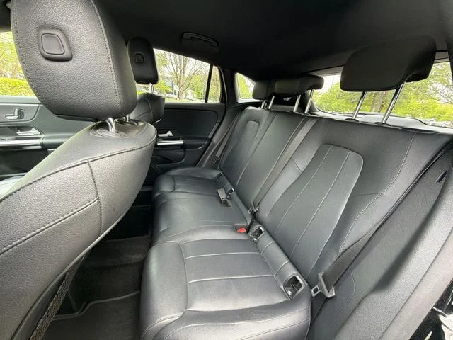 Used 2023  Mercedes-Benz GLA 250 image 23