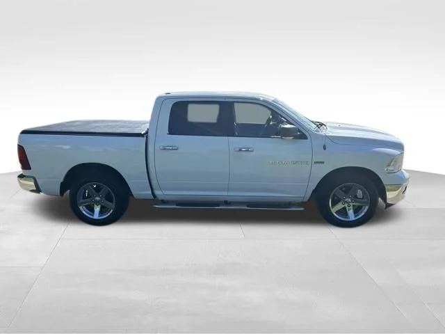 Used 2011 White Ram Big Horn image 2