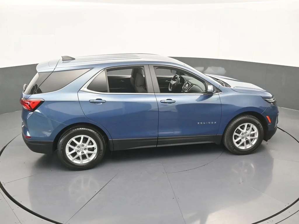 Used 2024 Lakeshore Blue Metallic Chevrolet LT image 50