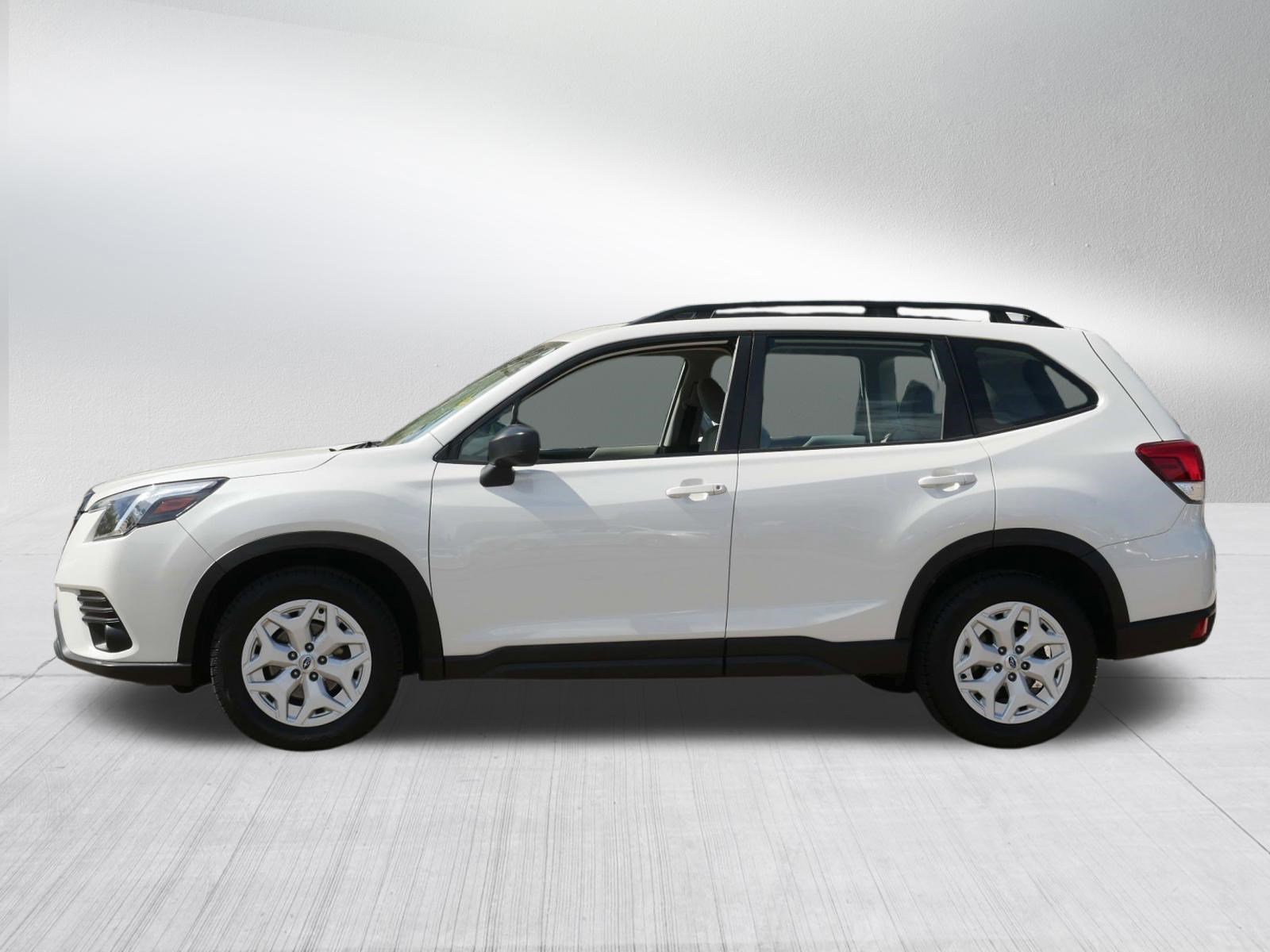 Used 2022 Crystal White Pearl Subaru CVT image 4