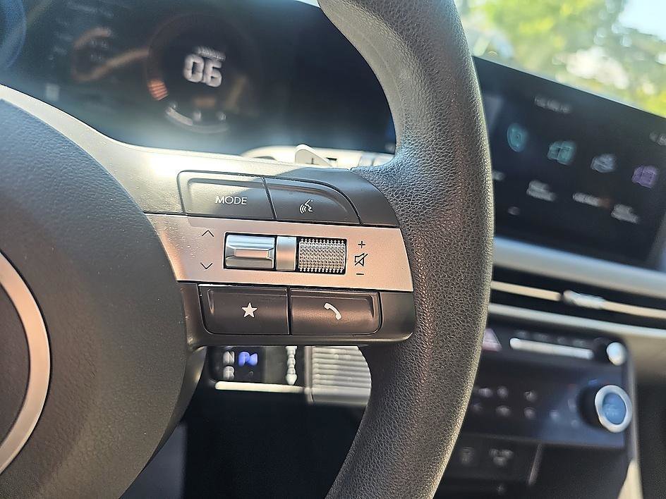 Used 2024 Portofino Gray Hyundai SEL image 20