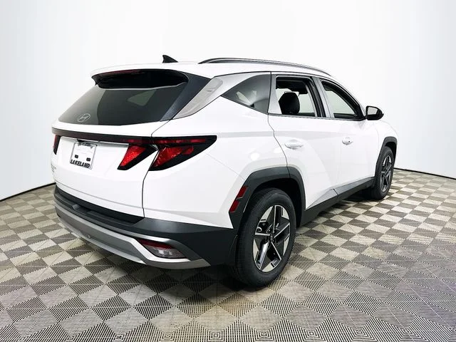 New 2026 Hyundai TUCSON SEL