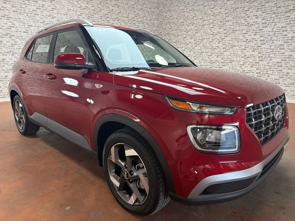 Used 2026 Ultimate Red Hyundai SEL image 1