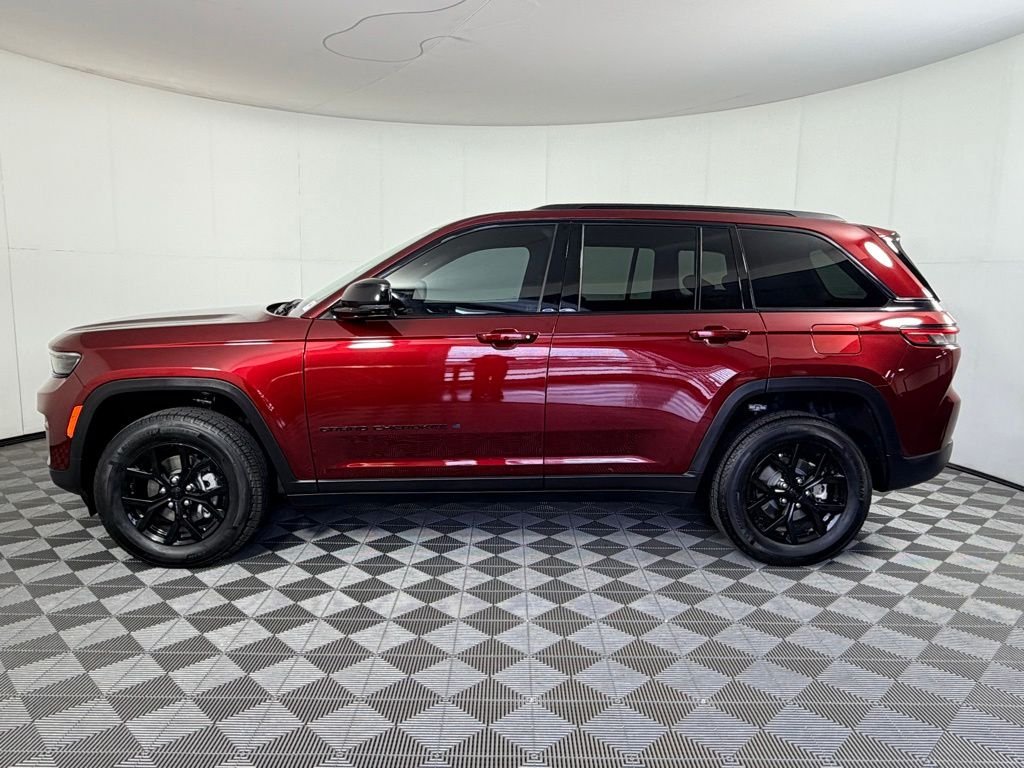 Certified Used 2025 Red Jeep Altitude image 10