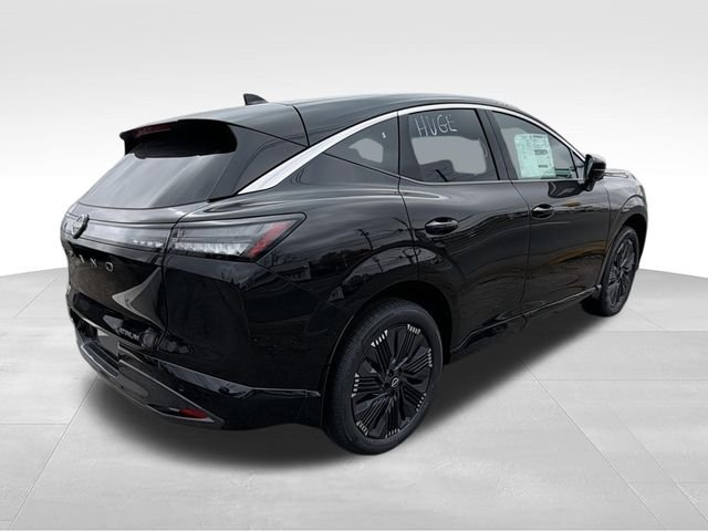 New 2026 Black Nissan Platinum image 9