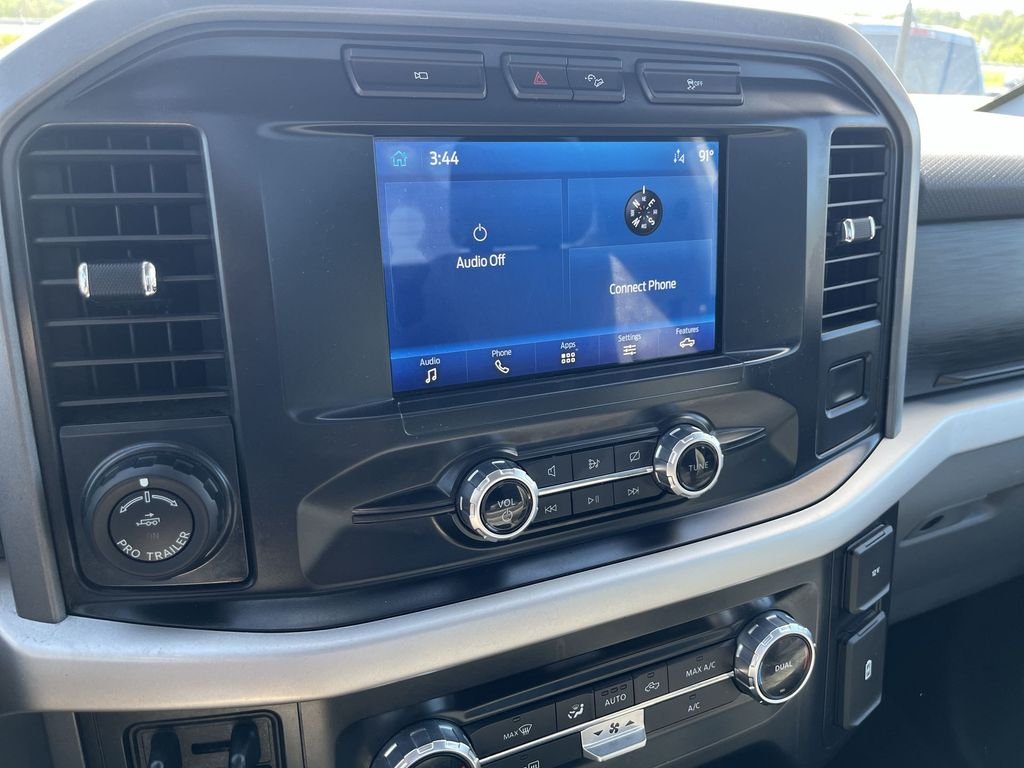 Used 2022 Black Ford XLT image 16