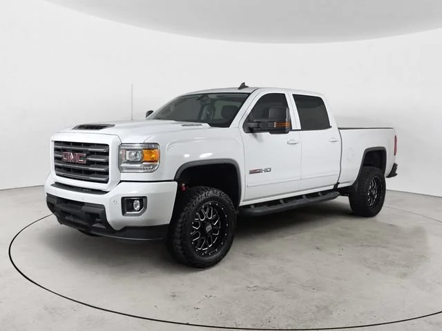 Used 2018 SUMMIT WHITE GMC SLT image 1
