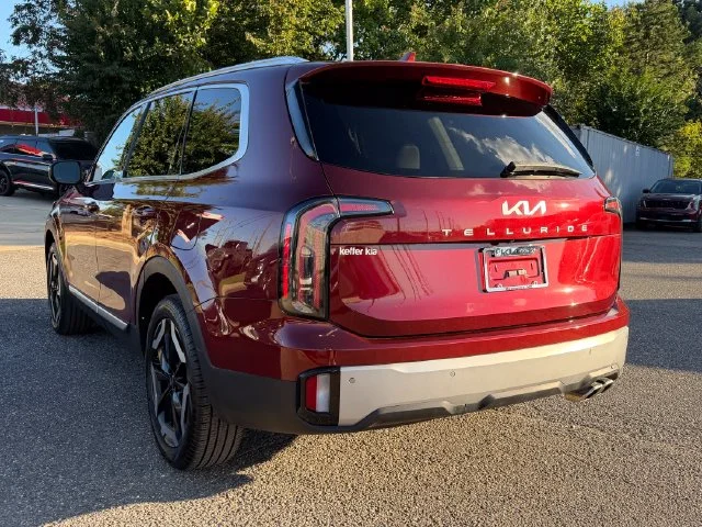 Certified Used 2023 Red Kia EX image 3