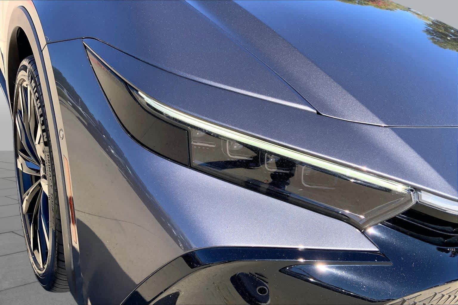 Used 2024 Magnetic Gray Metallic Toyota PLATINUM image 27