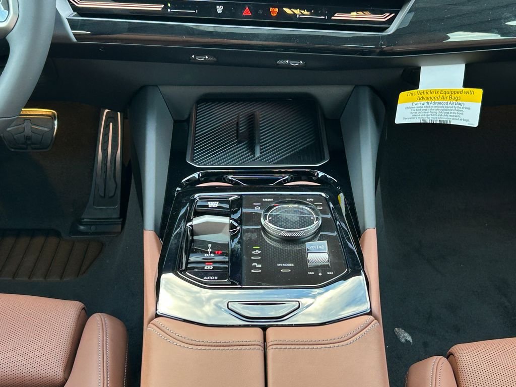 New 2026 Black Sapphire Metallic BMW 530i image 27