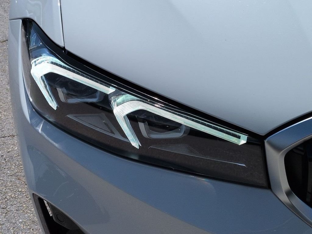 New 2026 Alpine White BMW 330i xDrive image 10