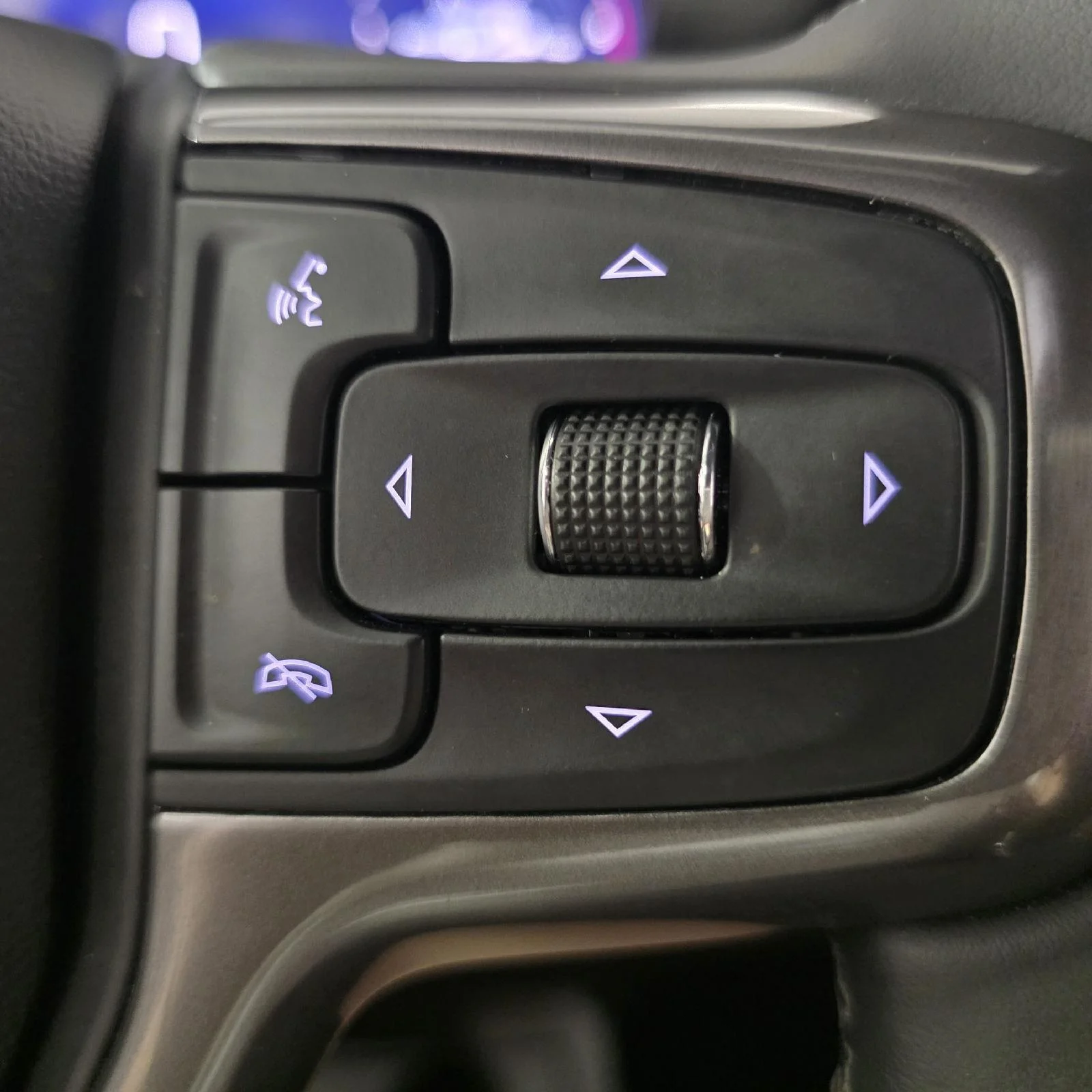Used 2026 Black Chevrolet High Country image 9