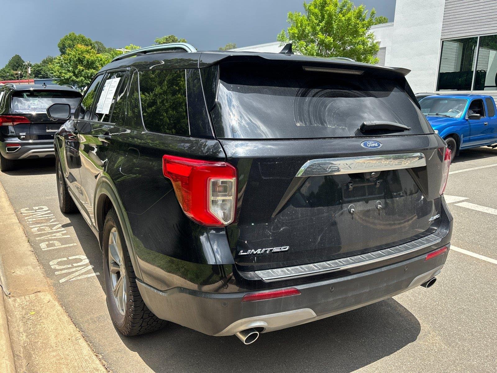 Used 2022 Agate Black Ford Limited image 3