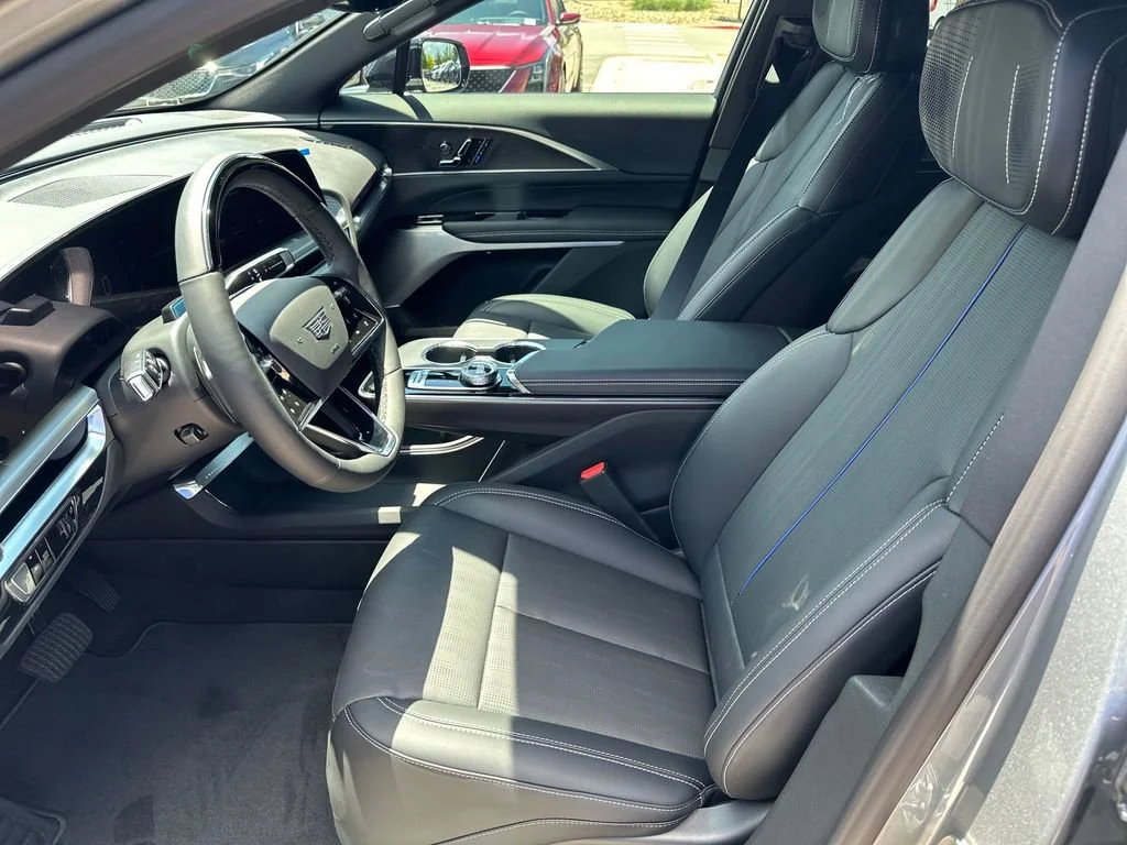 2026 Cadillac LYRIQ Premium Sport - Photo 16