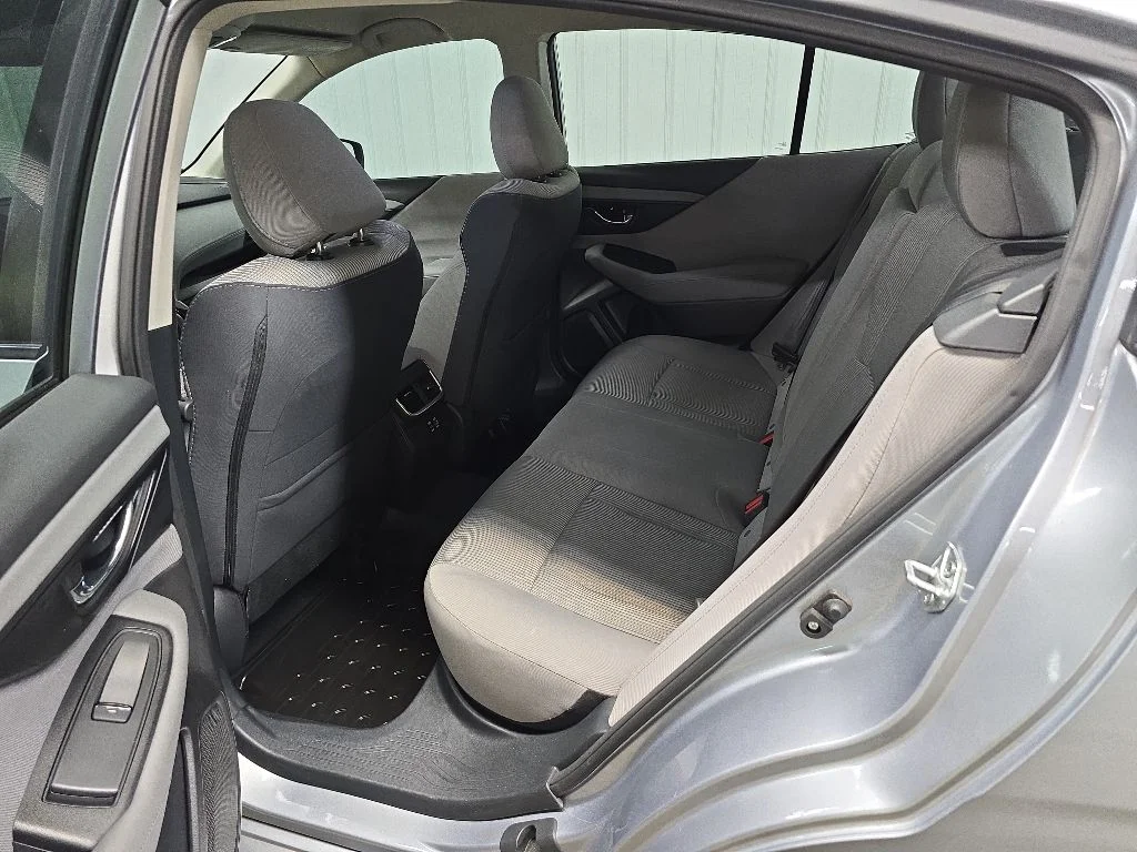 Used 2023 Ice Silver Metallic Subaru Premium image 30