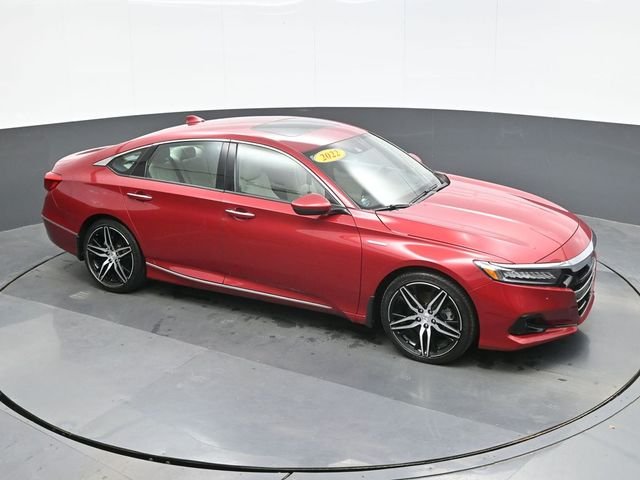 Used 2022 Red Honda Touring image 15