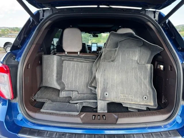 Used 2021 Blue Ford King Ranch image 22